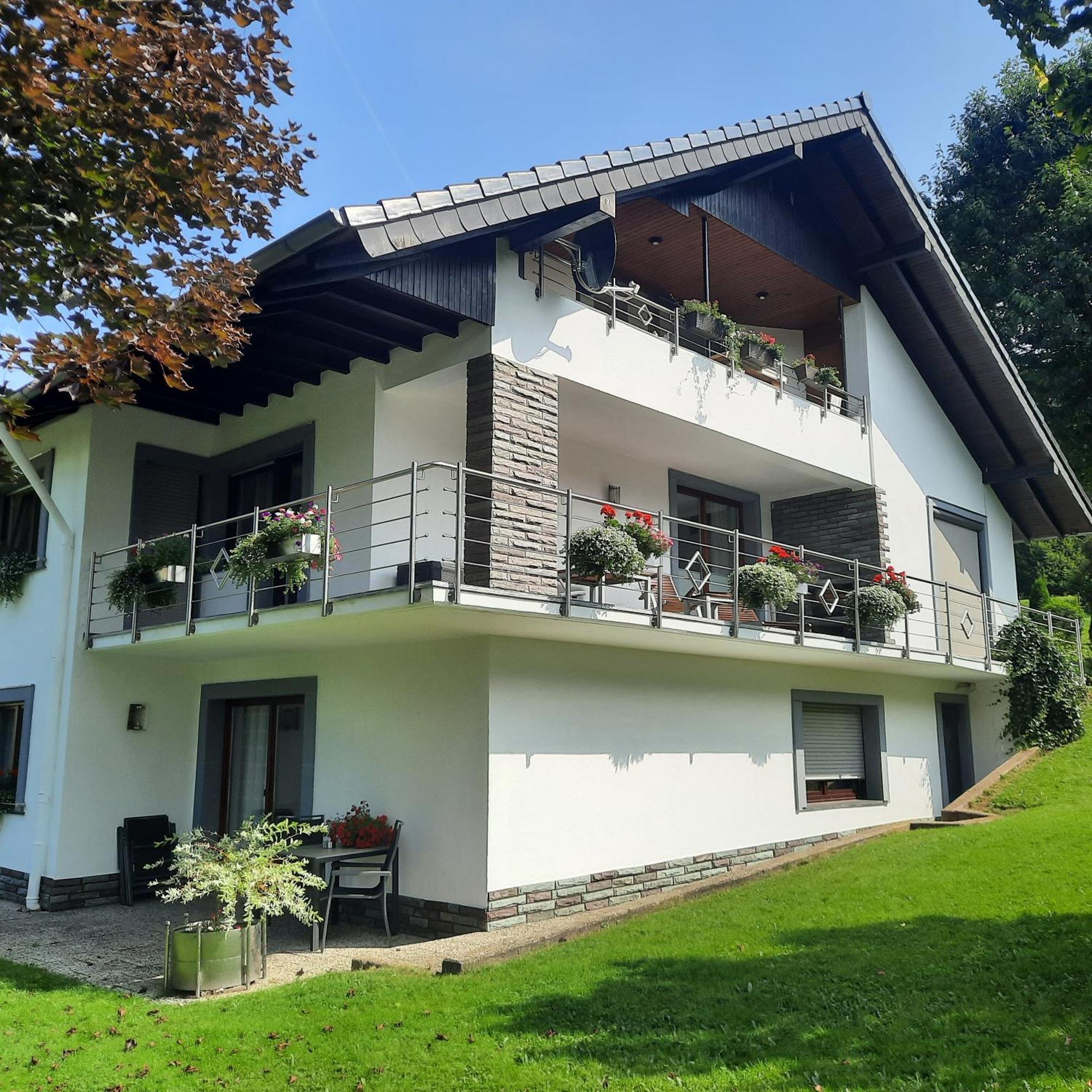 Ferienwohnung Iris Schumacher Simmerath Bagian luar foto